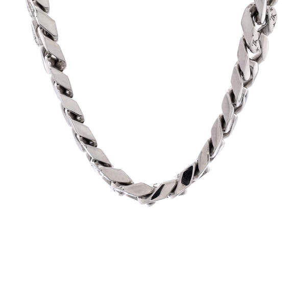 Louis Vuitton LV Chain Links Necklace Metal